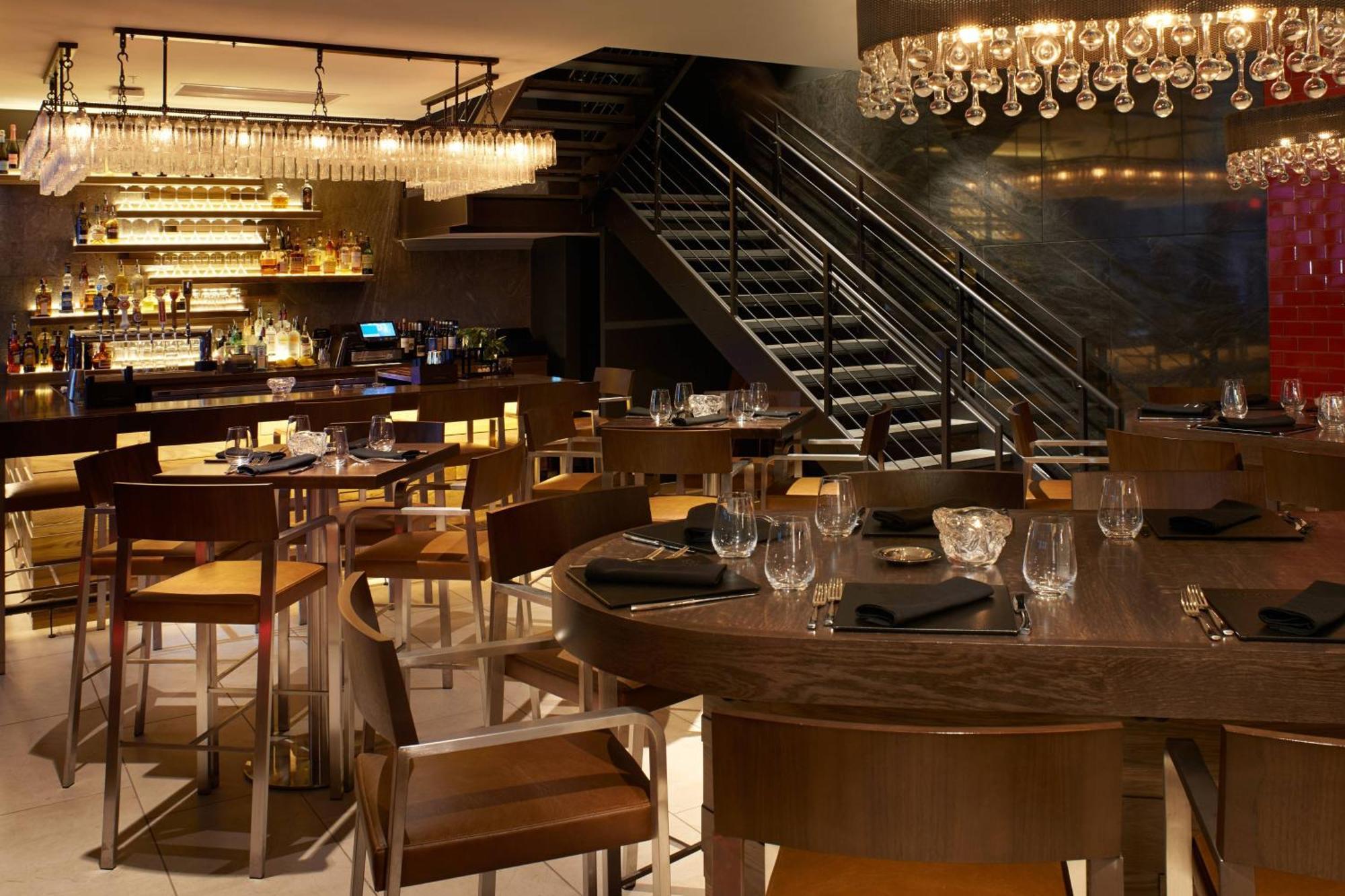 Hotel Metropolitan At The 9, Autograph Collection